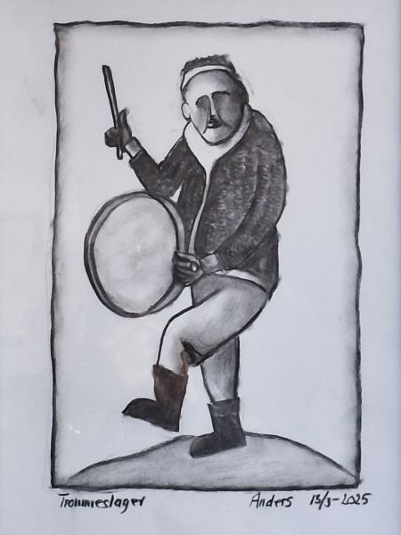 Trommeslager (kul på papir 40 x 30).jpg